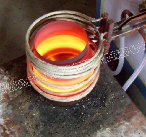 钢管采用高频加热炉进行透热热处理，效果较好